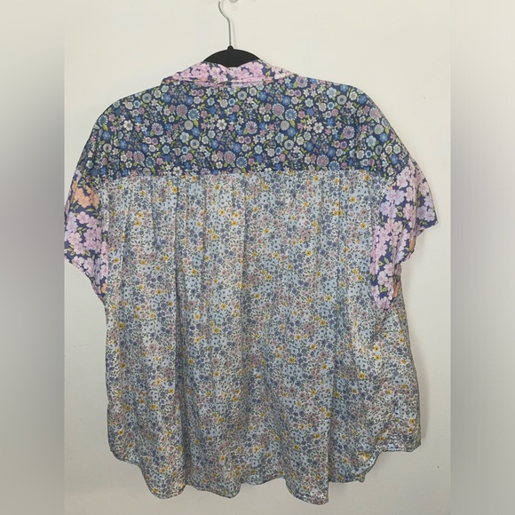 American Eagle button down shirt. - Picture 4 of 5